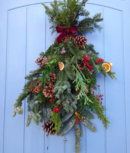 Load image into Gallery viewer, Luxury Fresh Christmas Door Swag