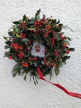Load image into Gallery viewer, "Red Berry" Luxury Fresh Christmas Wreath