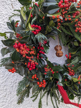 Load image into Gallery viewer, "Red Berry" Luxury Fresh Christmas Wreath