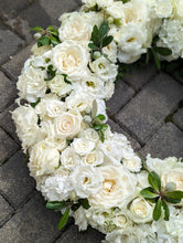 Load image into Gallery viewer, Fresh Luxury Rose Funeral Wreath