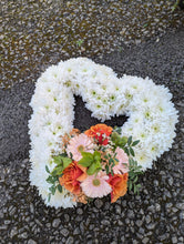 Load image into Gallery viewer, Funeral Fresh Flower Heart Tribute