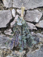 Load image into Gallery viewer, Eucalyptus & Lavender Spa Bunch
