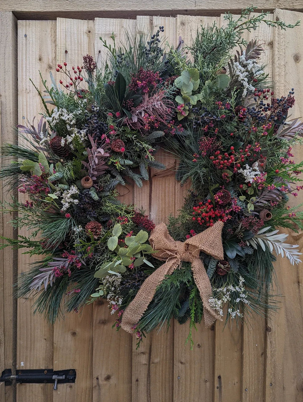 'Cottage Garden' Luxury Fresh Christmas Wreath