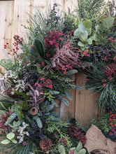 Load image into Gallery viewer, &#39;Cottage Garden&#39; Luxury Fresh Christmas Wreath
