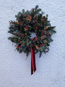"Traditional Charm" Luxury Fresh Christmas Wreath